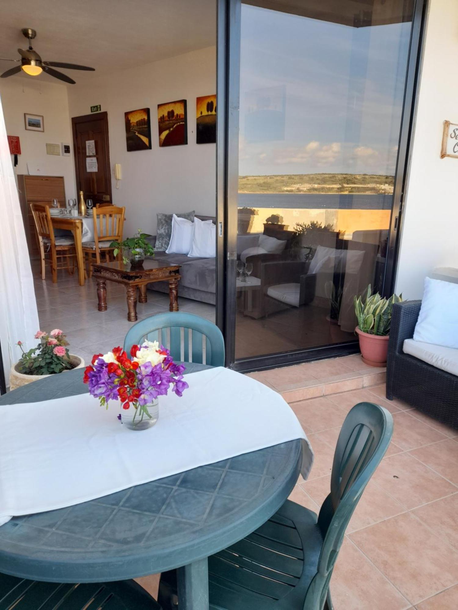 Seafront Maisonette Ocean Views & Terrace Villa Mellieħa Dış mekan fotoğraf